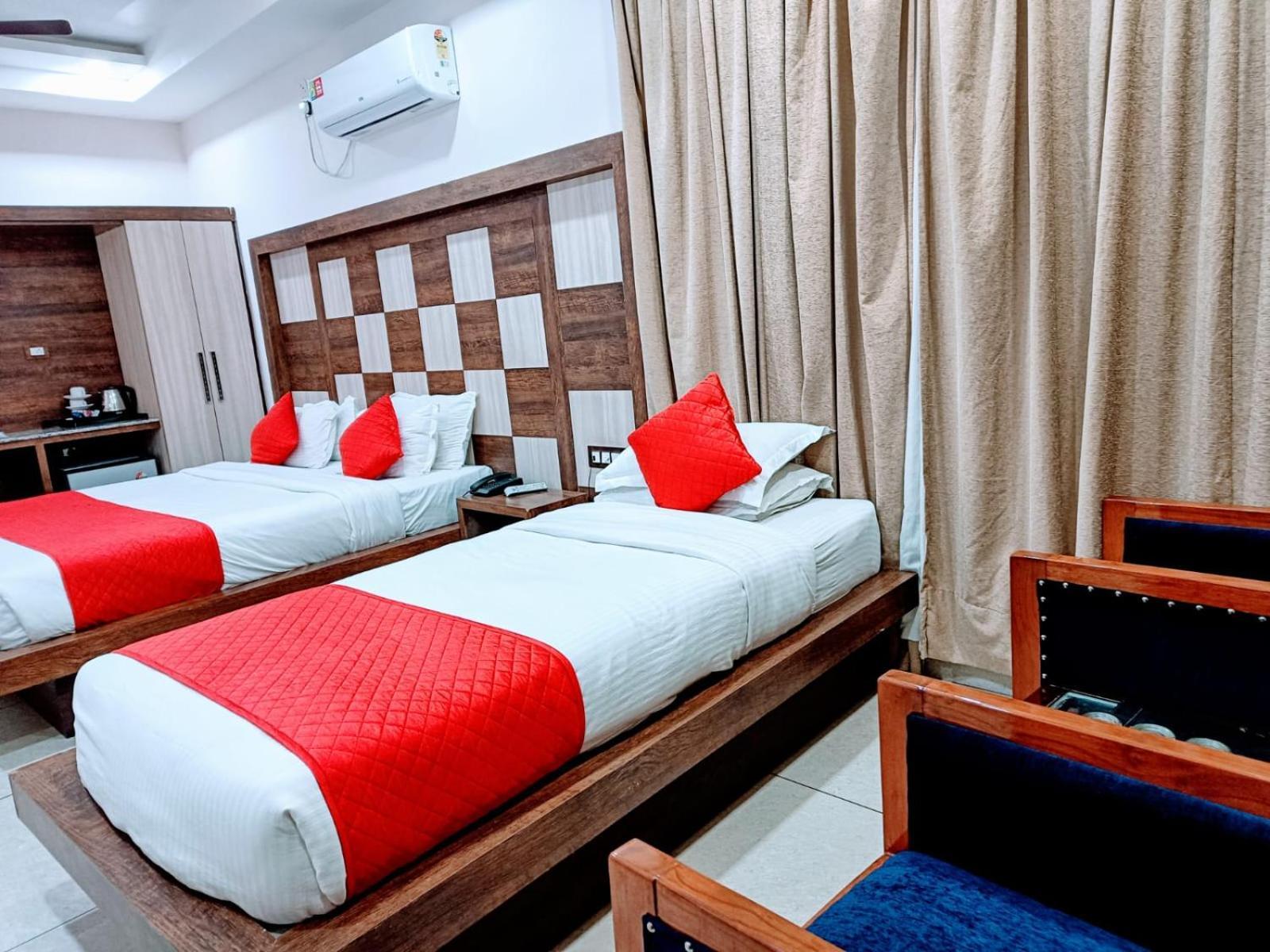 King Castle Mcleodganj-Centrally Heated And Air Cooled- Near Mall Road - Free Parking Dharamsala Zewnętrze zdjęcie