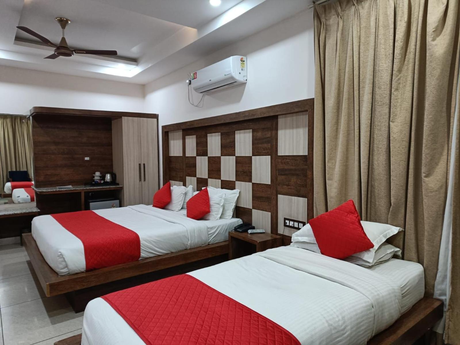 King Castle Mcleodganj-Centrally Heated And Air Cooled- Near Mall Road - Free Parking Dharamsala Zewnętrze zdjęcie